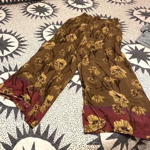 New with tags size 0 wide leg pants